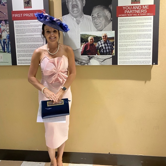 Meet your Posher, Britney - Picture 4 of 4